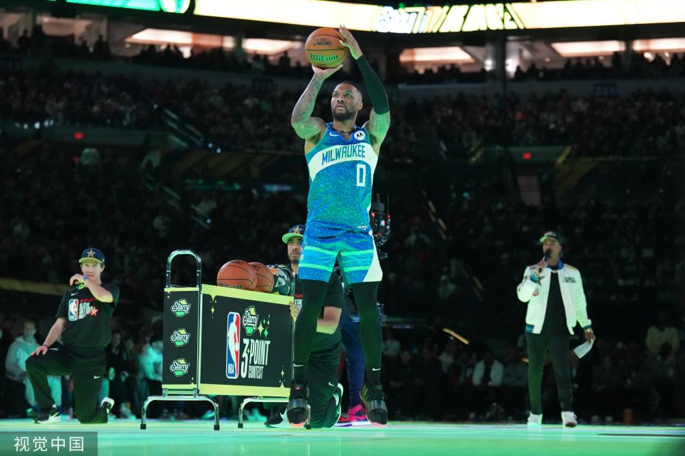 随着比赛的 随着比赛的